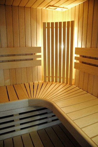 Sauna dal design raffinato e moderno (150x180)