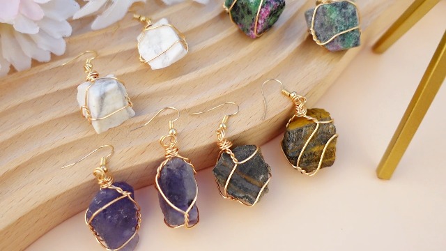 Amazon.com: 8 Pairs Handmade Crystal Drop Earrings for Women