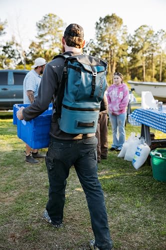 Pelican Dayventure Backpack Cooler — Indigo — view 8