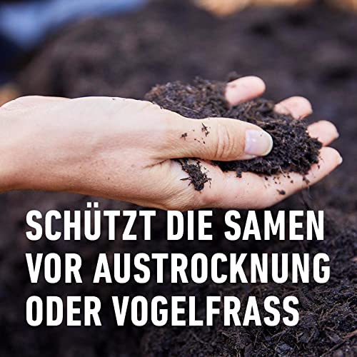 Rasenerde Compo Sana zur Regeneration von Rasenflächen