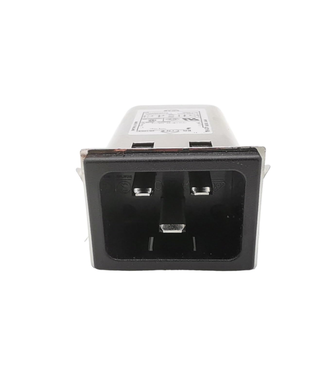 Filtro de potencia 20GENG3E-R soluciona reinicios imprevistos en enchufe 20A monofásico