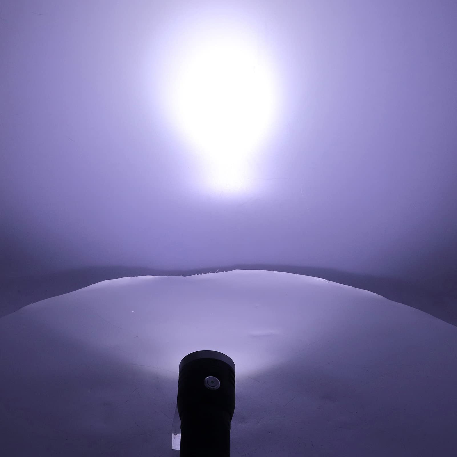 Cocoarm Lampe de Poche P50 Lampe de Poche LED Rechargeable en Alliage d'aluminium 3 LED P50 10 000 Lm Gradation Continue IPX65 étanche pour Randonnée Camping Voyage Utilisation d'urgence