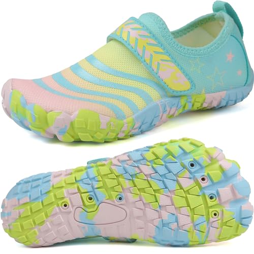 Image of Quickshark Kids Water Shoes Boys Girls Barefoot Aqua Socks Outdoor Indoor Quick Dry Sandals Lightweight Slip On Walking Sneakers for Beach Pool Swim (Little Kid /Big Kid)