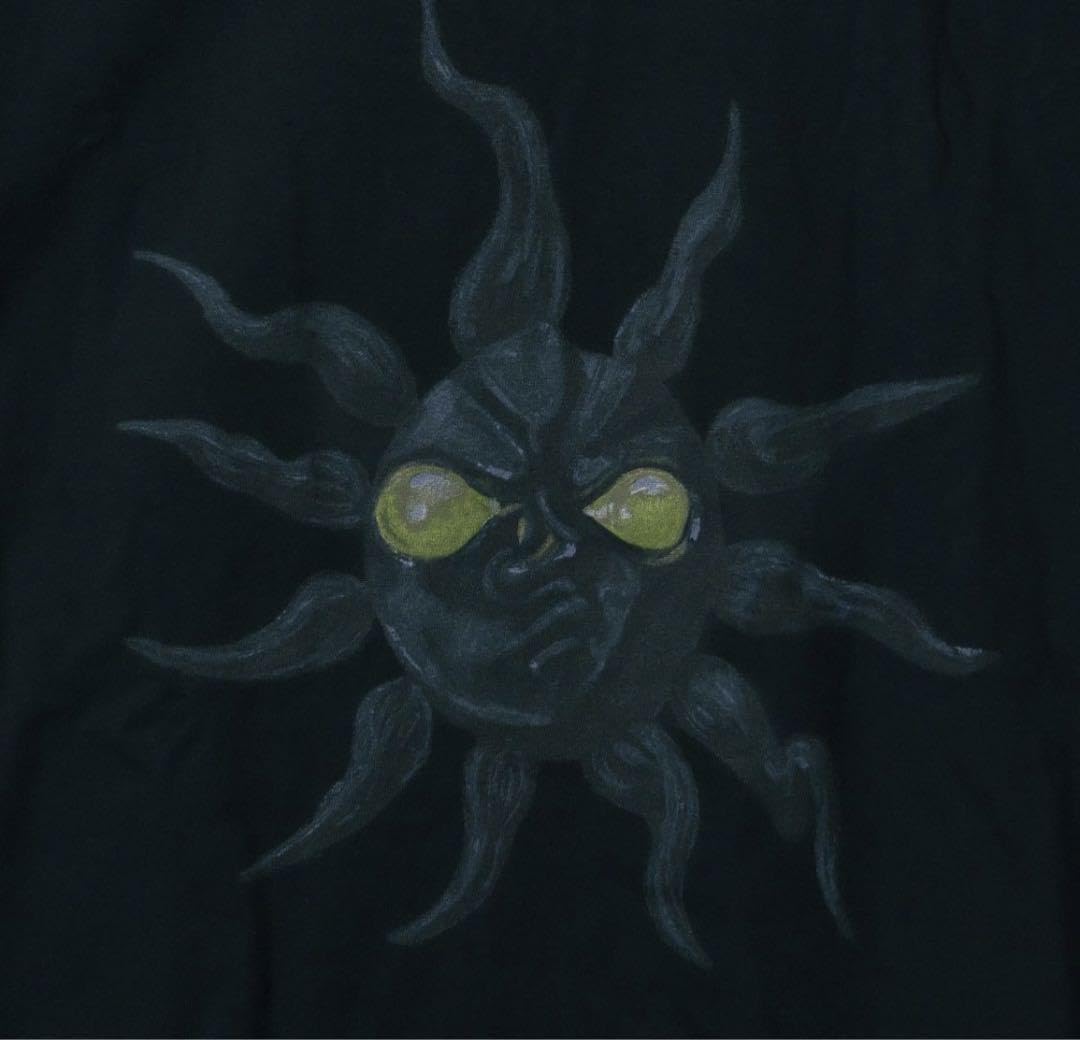 Amazon.co.jp: ブラックタローマン タローマン Tシャツ 岡本太郎 Amazon.co.jp: ブラックタローマン タローマン Tシャツ 岡本太郎