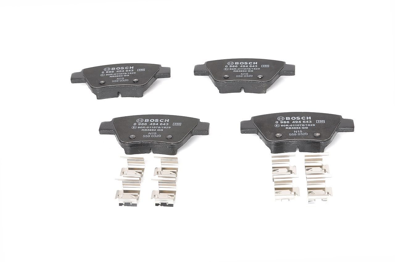 Bosch BP1338 - Plaquettes de Frein Arrière pour Voiture - Qualité Bosch - Réduction du Bruit et de la Poussière - Certifié ECE-R90 - Sans Cuivre - Jeu de 4 Plaquettes - Avec Accessoires