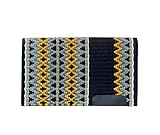 Durabilité digne d'un spectacle : conçue aux États-Unis avec de la laine de Nouvelle-Zélande étroitement tissée, cette couverture de selle allie beauté et fonctionnalité, assurant une performance durable avec un entretien approprié.