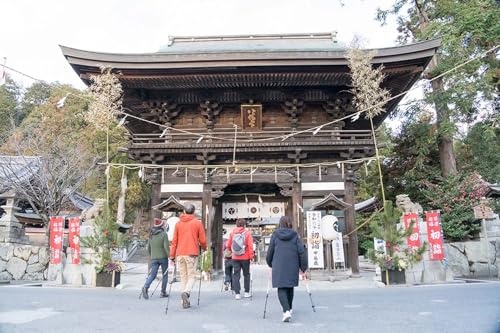 はちたび「八幡堀の魅力を歩いて体感する旅」(ピラティス×ノルディックウォーキング)[HP01W] 母の日 プレゼント 贈り物 ギフト