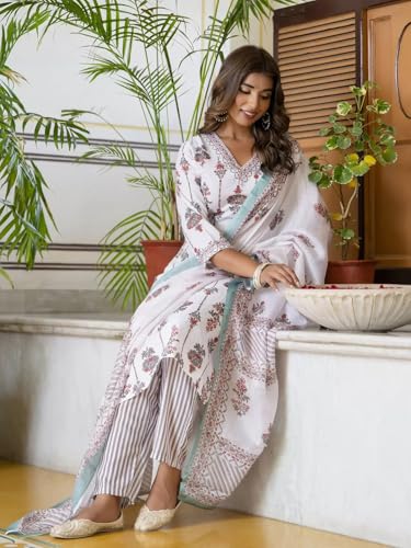 Image of Tee Projekt Women's Cotton Blend V Neck Straight Printed Kurta Pant with Dupatta Set