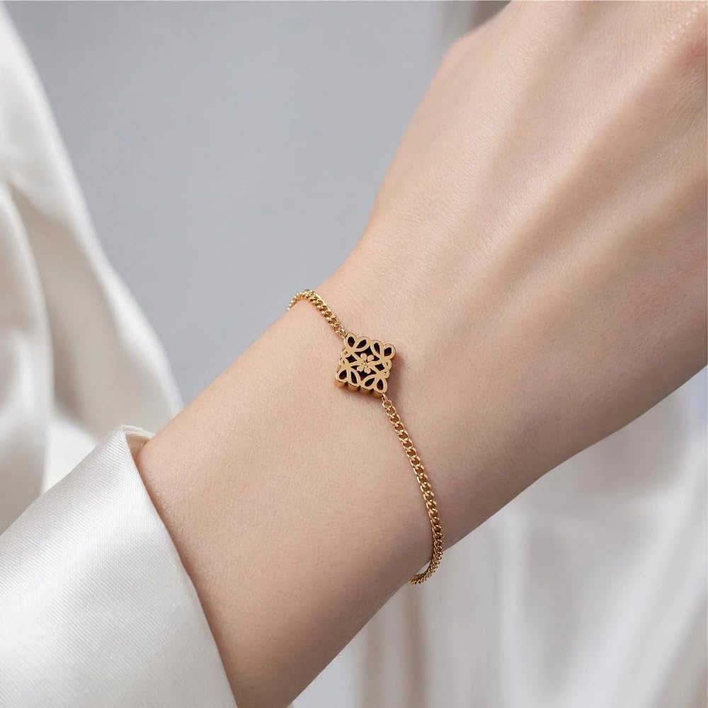 18k Gold Bracelets for Women - Square Openwork Pendant Gold Chain Bracelet - Gold Jewelry for Women