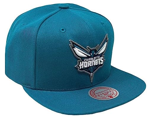 Mitchell & Ness Charlotte Hornets Core Basic Snapback Adjustable Hat Cap - Teal