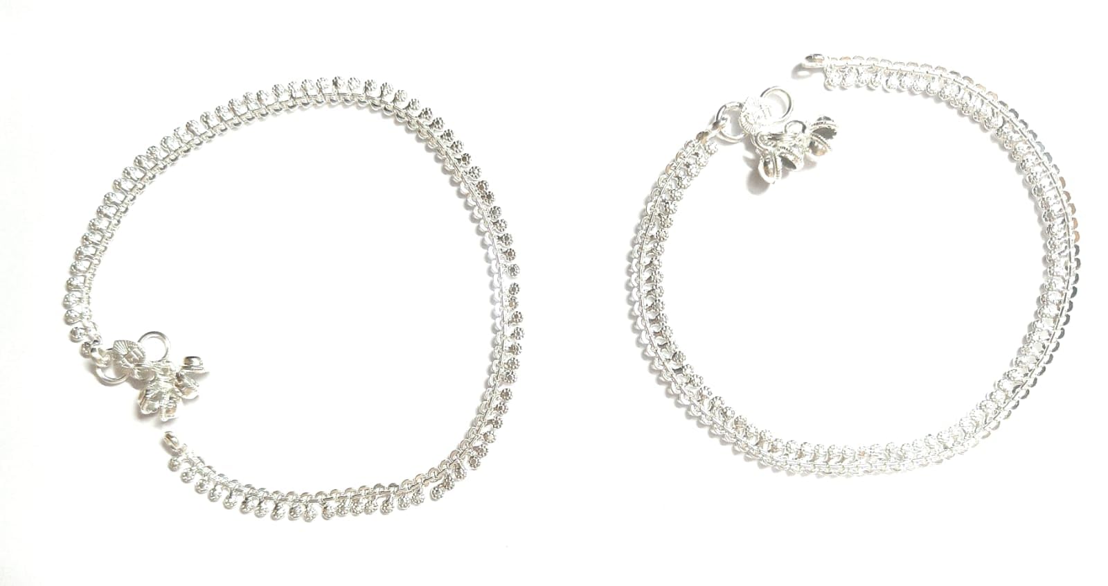 mrace gifting MRACE Anklet Chain, Traditional Ethnic Design, Decorative Scalloped Pattern, Elegant Clasp Closure- 1 Pair-picture-52
