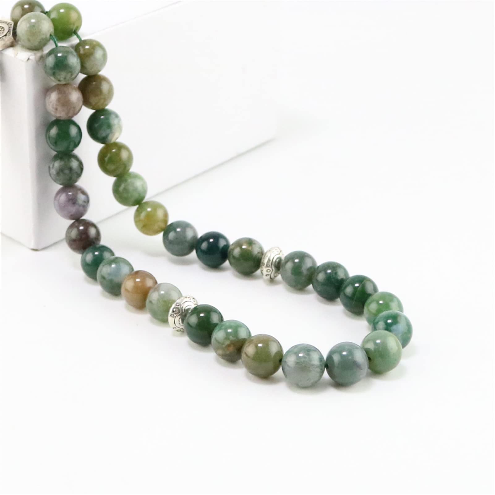 Tasbih vert en agate pour votre dhikr quotidien au calme chez vous