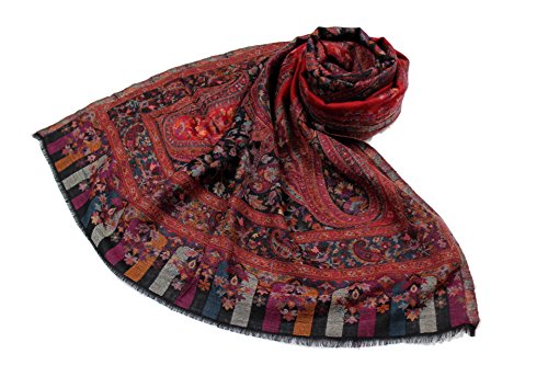 Étole laine SHANKARA contre le froid avec motif cachemire chic