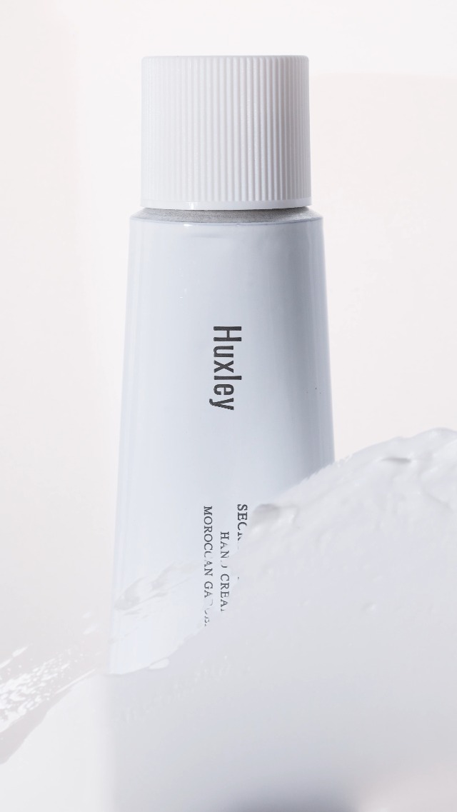 Amazon.com : Huxley Secret of Sahara Hand Cream 30ml | Hydrates