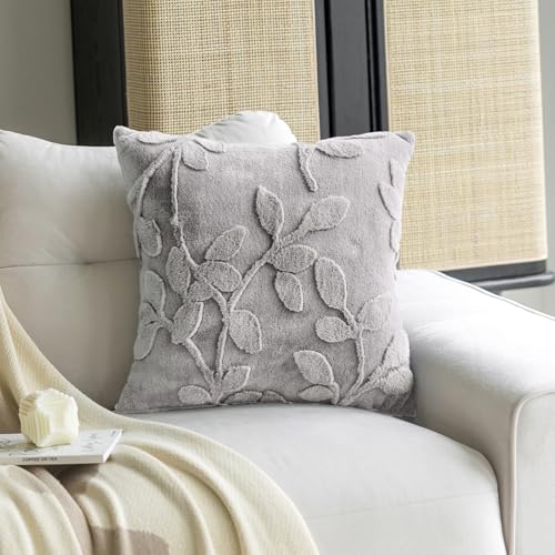 Housse coussin 45x45 feuilles grises cocon de douceur pour canapé chaleureux
