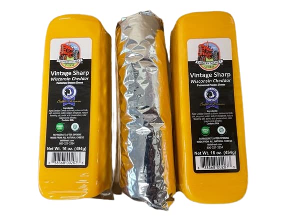 Deli Direct Farmersâ€™ Market Wisconsin 2 Vintage Sharp Cheddar Cheese Blocks with a Sleeve of Gourmet Crackers - The Pounders 2 Lbs of Wisconsin Cheese for Shredding or Slicing