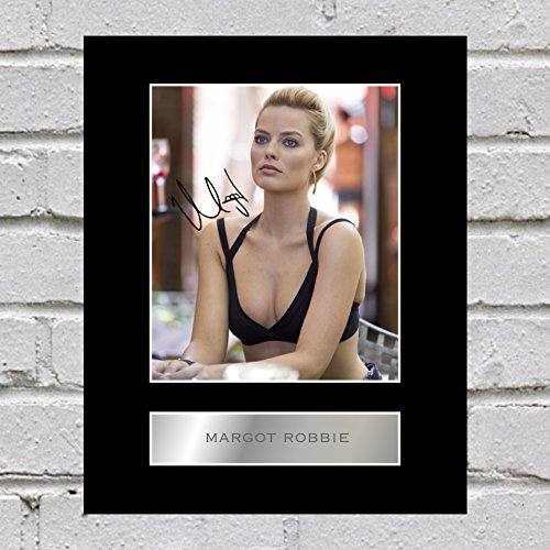 Iconic pics Margot Robbie Digitally Signed Mounted Photo Display Autograph Picture Print
