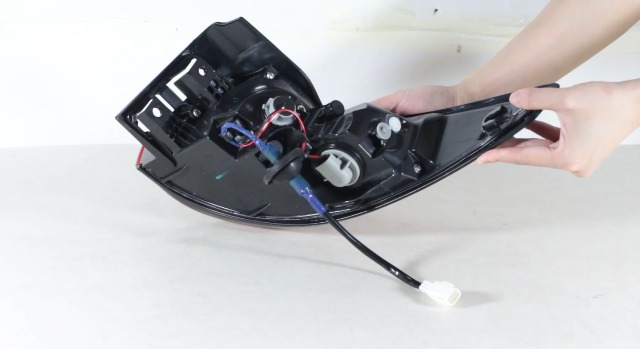 Amazon.com: JESYMBX Rear Outer Tail Light Assembly For Mazda CX-5