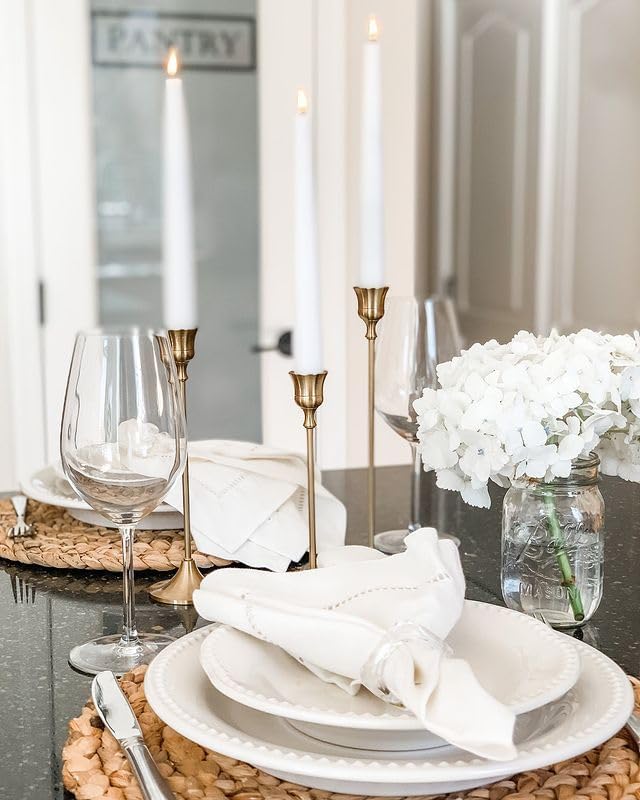 Miniatura 9 de LampLust Velas cónicas sin llama, llama 3D realista con mecha, 9 pulgadas, paquete de 4, cera real blanca, vela LED parpadeante sin llama, control