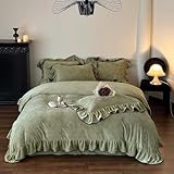 Photo Gallery cozy fluffy ruff set di biancheria da letto lussuoso setoso con piumino e federe per cuscino per letto matrimoniale morbido arredamento per la casa elegante set per il massimo comfort e stile Photo Gallery cozy fluffy ruff set di biancheria da letto lussuoso setoso con piumino e federe per cuscino per letto matrimoniale morbido arredamento per la casa elegante set per il massimo comfort e stile
