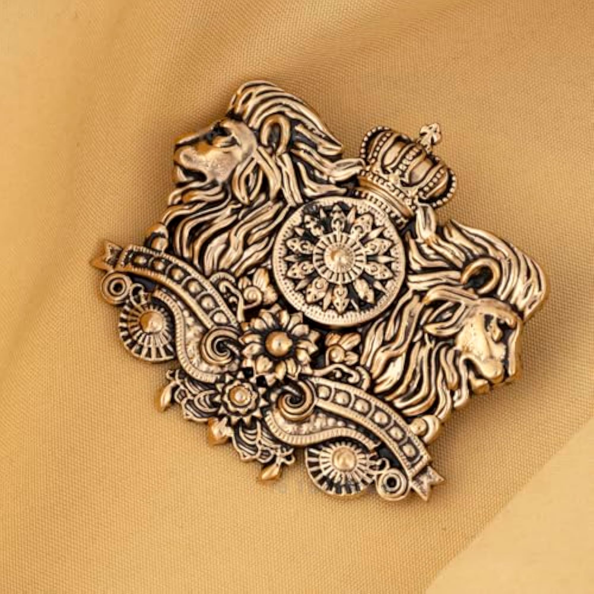 Royal Lion Brooch for Men