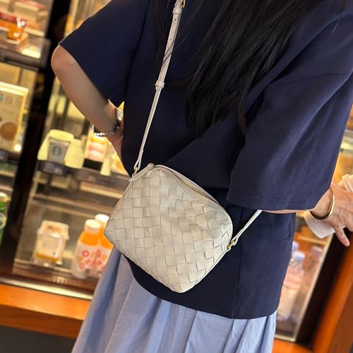 DORIS&JACKY Small Leather Crossbody Purse for Women Mini Lambskin Handwoven Cellphone Shoulder Bag With Long Adjustable Strap2