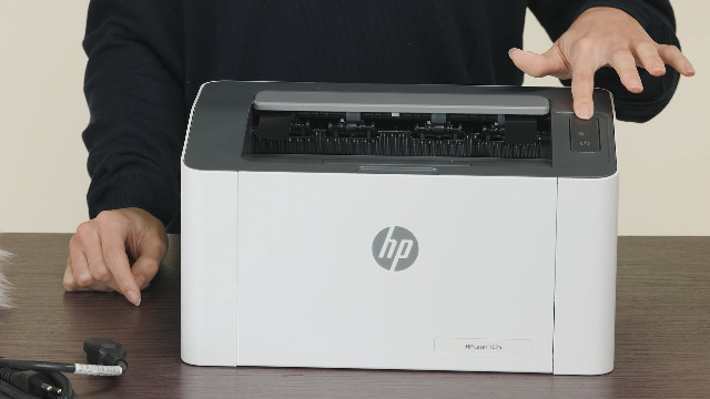 6. Impressora HP Laser 107a (4ZB77A)