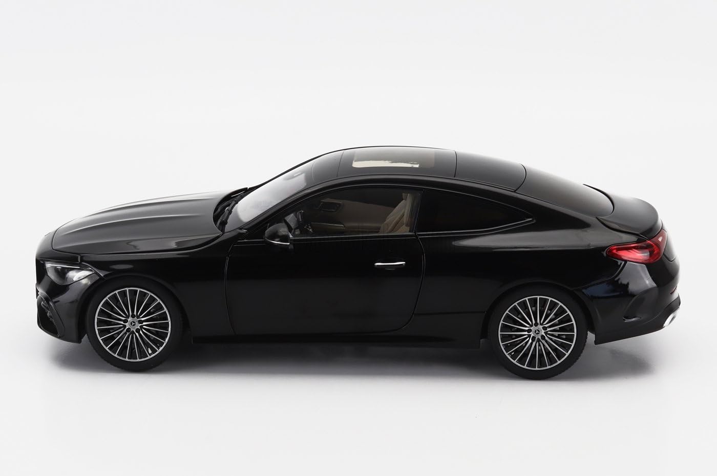チョニ CMC 1/18 メルセデスベンツ SLR マクラーレン ブラック チョニ CMC 1/18 メルセデスベンツ SLR マクラーレン ブラック