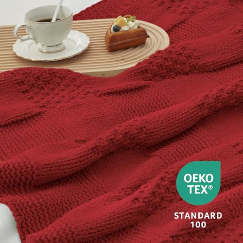 Amélie Home Checkered Chenille Knit Throw Blanket for Couch, Classic Texture Decorative Soft Blanket for Sofa, Chair & Bedroom, 50"x60", Red
