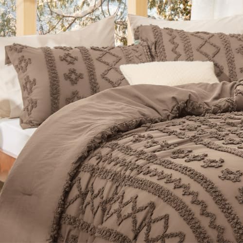 Image of Bedsure Tufted Boho Comforter Set King Size - Coffee Brown Boho Bed Set, GentleSoft 3 Pieces Farmhouse-Style Embroidery Bedding, Gifts for Woman, Soft Jacquard Kids' King Comforter for All Seasons
