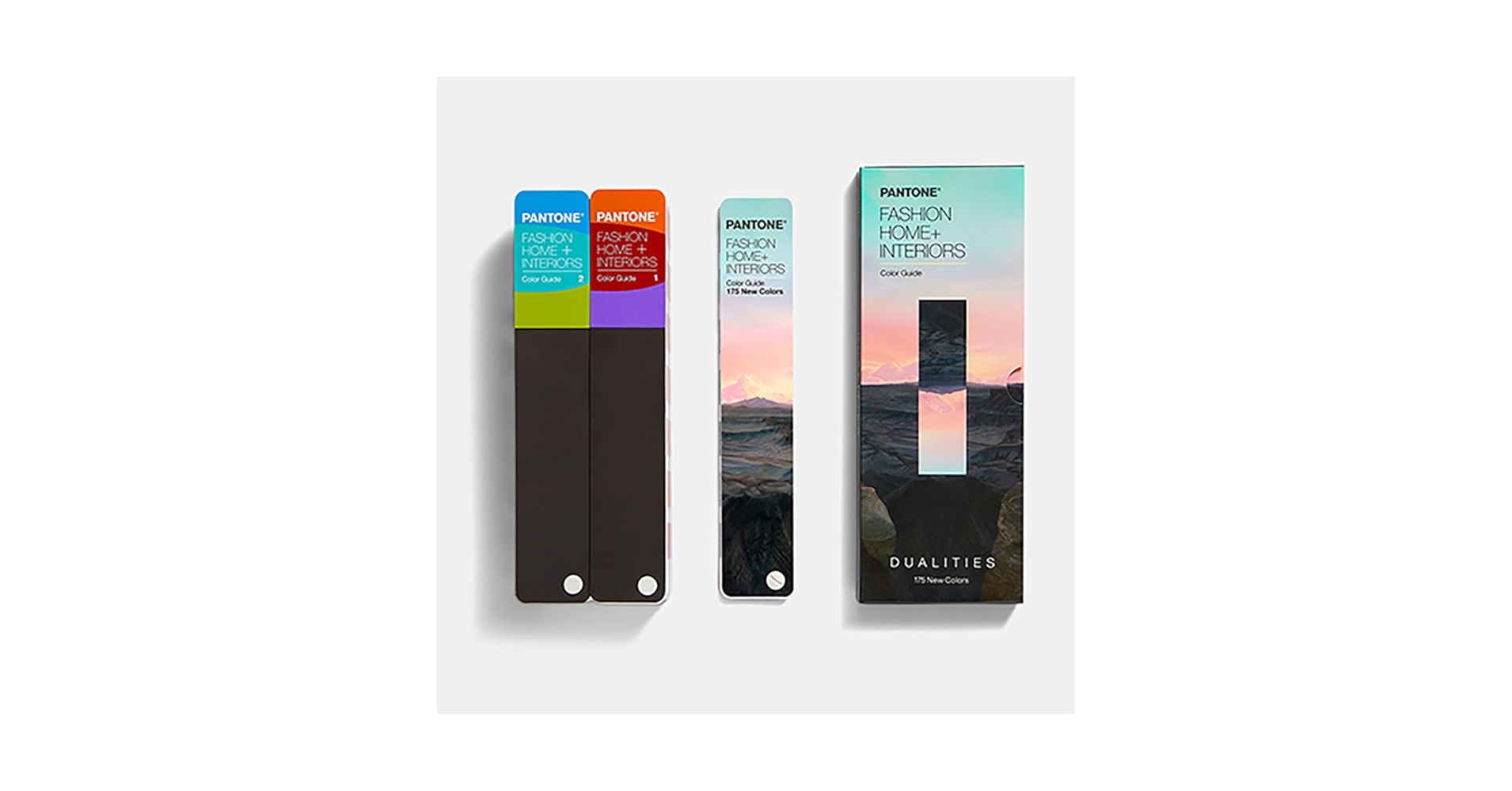 PANTONE ファッション・ホーム・インテリア カラーチャート 2冊セット Amazon | パントン(PANTONE) 色見本 ファッション、ホーム+