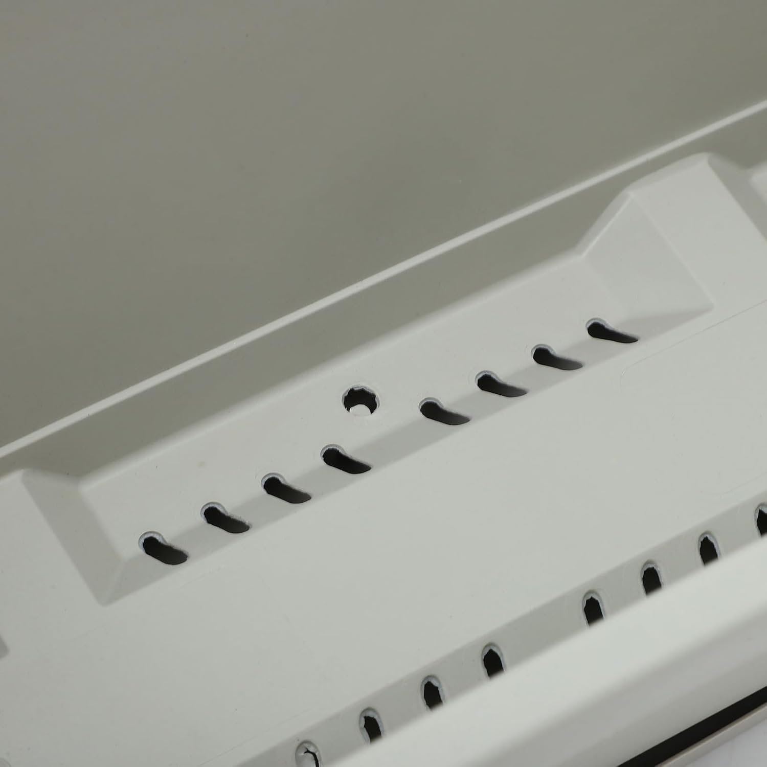 4pcs Large Rectangular Window Box Planter with Saucer, Balcony Vegetable and Flower Plant Pot Set, Resin Windowsill Herb and Succulent Container, 42x17x15.2cm Beige