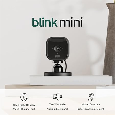 Blink Mini – Caméra de sécurité intérieure compacte à brancher, vidéo 1080p HD, vision nocturne, détection de mouvement, audio bidirectionnel, installation facile, compatible Alexa – 2 caméras (Noir)