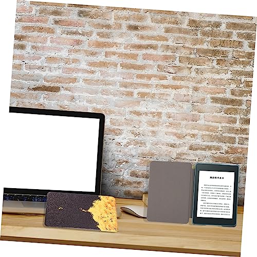 Funda para e-reader ultrafina ideal para leer en el transporte público de forma cómoda 3