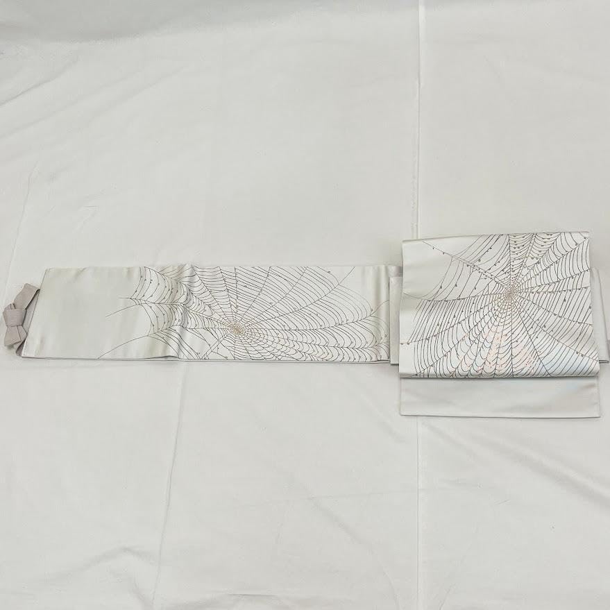 Amazon.co.jp: 作り帯 切れてないタイプ 名古屋帯 蜘蛛の巣 金糸入り 