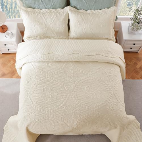 Image of EVENHUG Oversized King Bedspreads California King Quilt Set with Pillow Shams Extra Wide Large King Size Quilts Lightweight Coverlet Bedding Sets Cream 120 inchx120 inch