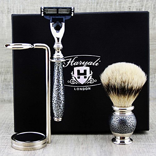 Haryali London Silver Antique zestaw do golenia dla mężczyzn z 5-kątnym ostrzem, pędzlem do włosów borsucznych ze srebrną końcówką, sztyft do ałunu i stojakiem do golenia