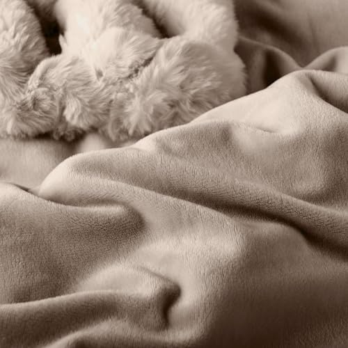 Lavish Home Oversized Ruched Faux Fur Blanket, Taupe, 60” x 80” by Lavish Home - Used condition - Image 9