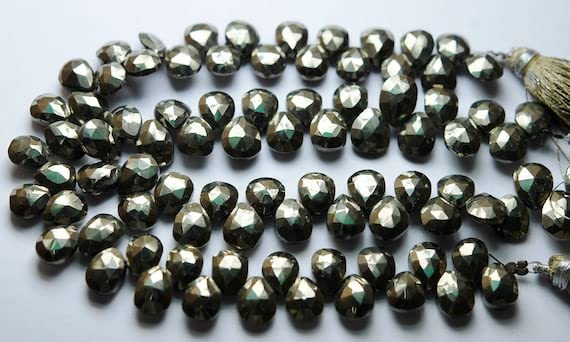 Sublimez vos tenues de soirée avec ces perles briolettes en pyrite