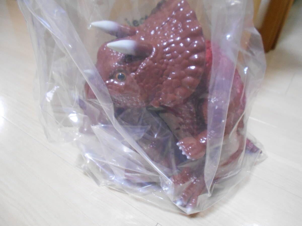 イボンケラトプス親子｜MEDICOM TOY Amazon.co.jp: 安楽安作 medicom toy ソフビ イボンケラトプス親子