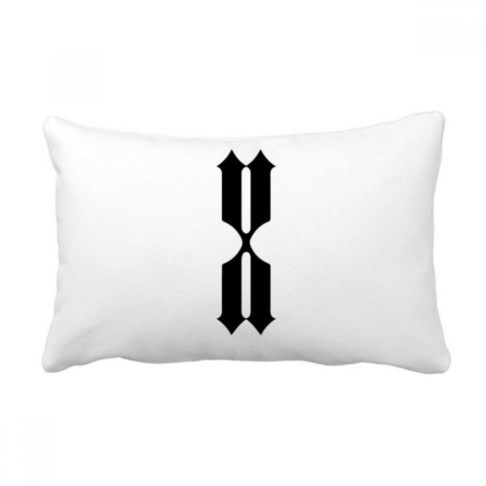 Coussin lombaire chiffres romains noir 40x60 cm pour canapé