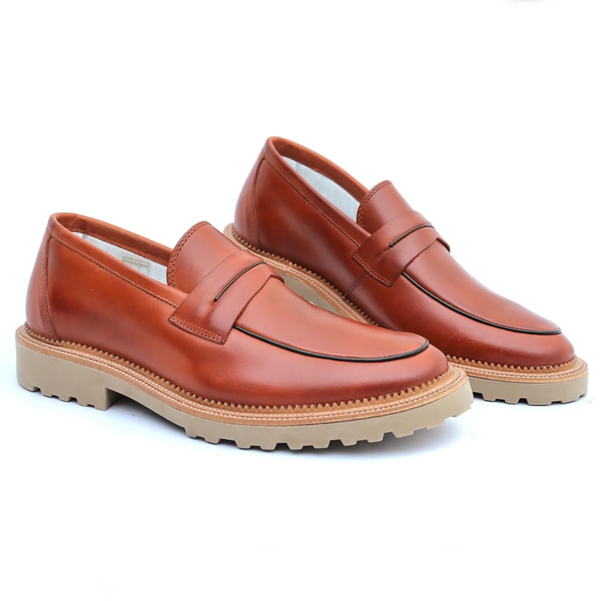 Sapato Mocassim Loafer Masculino em couro Legítimo Artesanal em promoção! Veja a oferta e mais achadinhos de Sapatos 9 Hoje é o melhor dia para comprar Sapato Mocassim Loafer Masculino em couro Legítimo Artesanal com aquele preço maroto! Promoção! Aproveite a oferta! 9