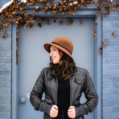 Strung Out Episode 254: THE SONGWRITER NEXT DOOR. LESLIE BEUKELMAN cover art