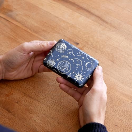 Image of OGON -DESIGNS- Aluminum Card Holder Wallet, RFID Protection. Model : OSLO | Durable & secure metal clasp. One-hand opening with instant card access. Holds up to 10 cards & bills.