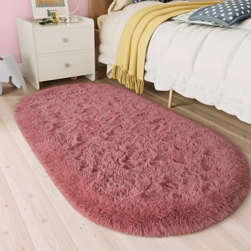 LOCHAS Fluffy Blush Bedroom Rug 2.6 x 5.3 Feet, Shaggy Area Rugs for Bedroom Bedside Girls Kids Room, Soft Oval Runner Rugs Carpets for Living Room Home Decor