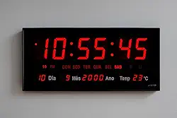 Relógio de Parede e Mesa Grande LED Digital Calendário Temperatura Data e Hora Ideal para Escritório, Sala, Loja e Academia - SHACK