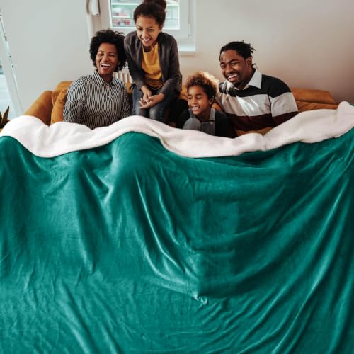 Image of Bedsure GentleSoft Sherpa Fleece Cal King Blankets for Bed, Non-Heated, Thick and Warm Oversized Throw for Women and Men, Soft Fuzzy Plush Large Blanket for Winter, Forest Green, 112x98 Inches