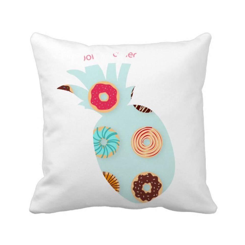 Coussin carré Donut et Ananas : housse de décoration pour dessert et mets sucré