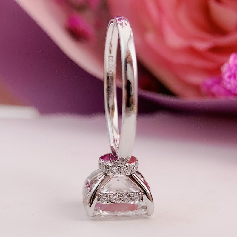 Bague solitaire argent 925 à offrir pour célébrer un moment unique