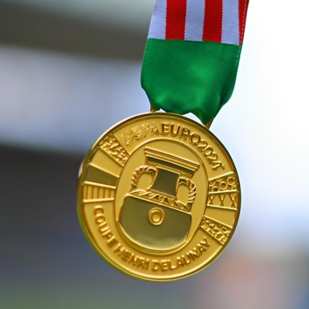 2024 Medaglia Campione di Calcio Oro 5 cm con Nastro, Medaglia Trofeo Calcio Souvenir per Tifosi, Regalo per Amanti del Calcio, Decorazione Collezione Sportiva